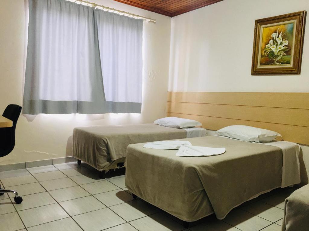 Hotel Paris Curitibanos Esterno foto